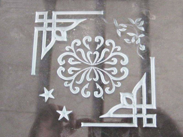 數(shù)控玻璃雕刻切割機(jī)樣品 數(shù)控玻璃雕刻切割機(jī)樣品