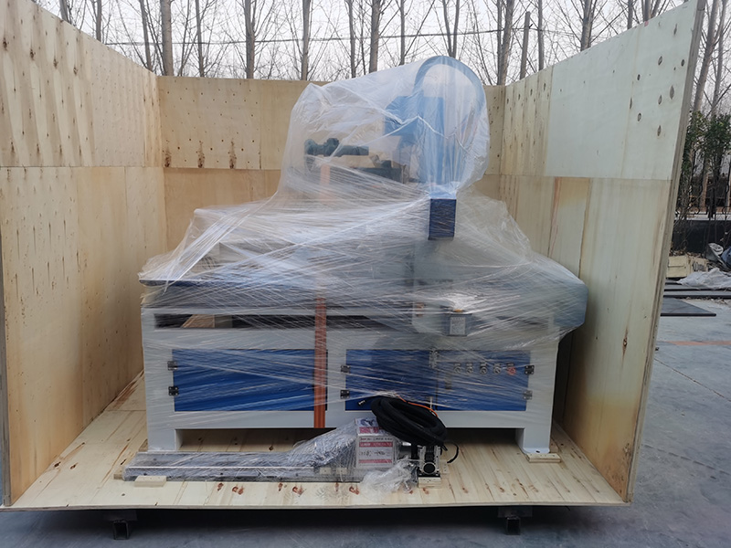 4x4自動換刀數控雕刻機包