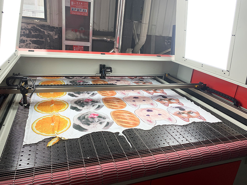 織物激光切割機項目 織物激光切割機項目