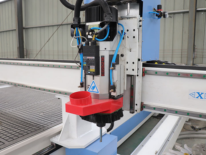 帶線性自動換刀系統的數控木雕機 HSD 主軸 帶線性自動換刀系統的數控木雕機 HSD 主軸