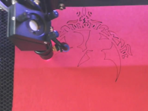 A如何 CO2 激光雕刻切割機(jī)切割毛氈？