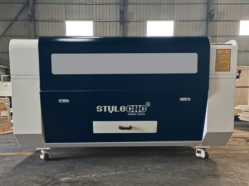 價格實惠的激光雕刻機，適用于皮革、織物、紙張、牛仔褲