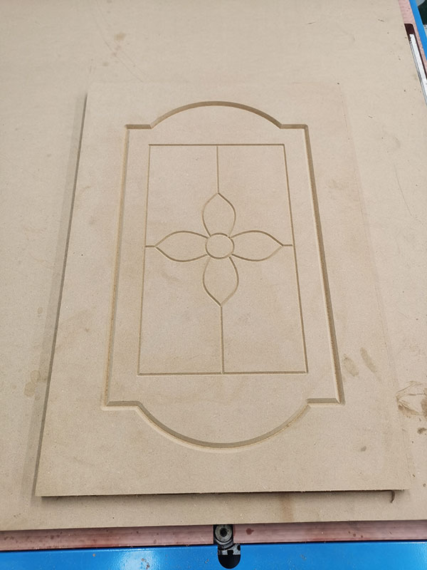 適用于木門項目的自動換刀數控雕刻機