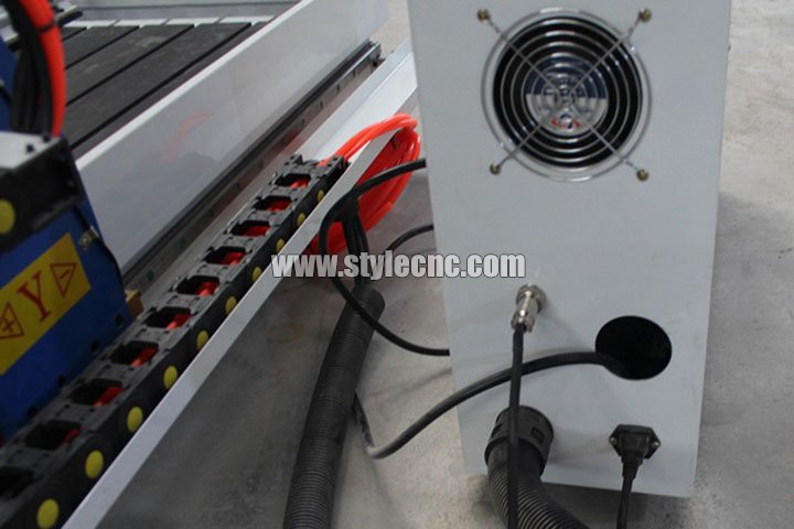 迷你臺式數(shù)控雕刻機控制箱