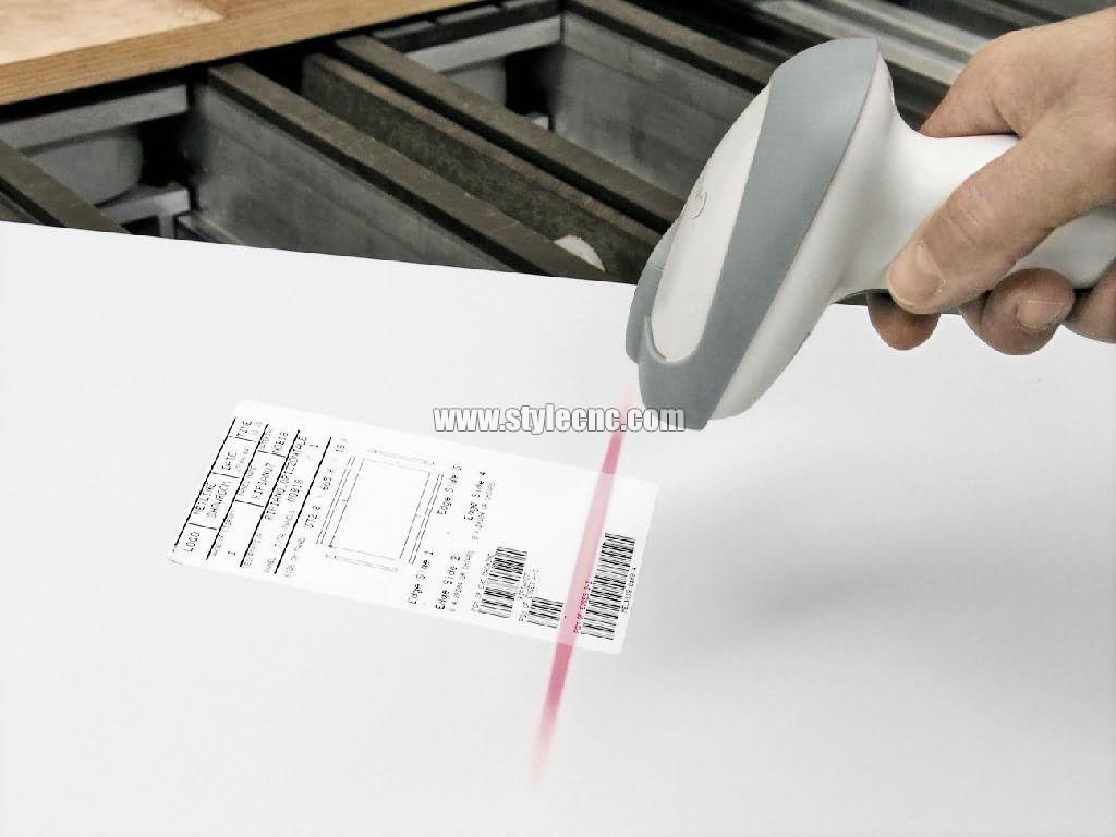 全智能數(shù)控雕刻機(jī)的自動條碼貼標(biāo)