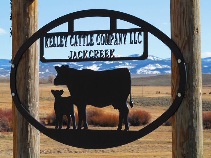 用于定制金屬標牌項目的數控等離子切割工作臺