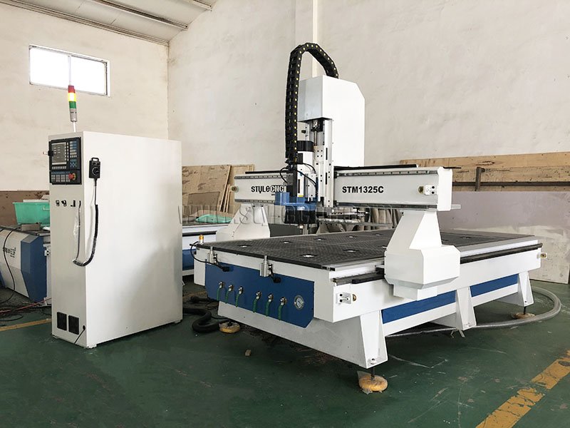 線性自動換刀數(shù)控雕刻機 4x8 表