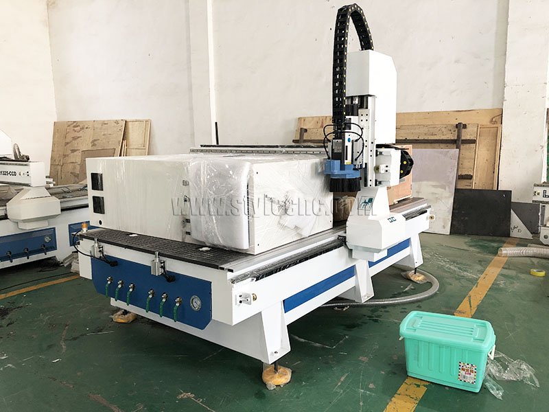 線性自動換刀數(shù)控雕刻機包