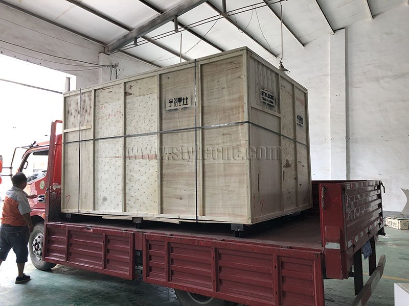 自動換刀數(shù)控雕刻機包