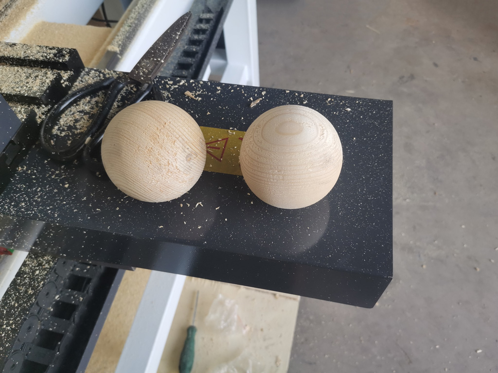 適合業余愛好者制作天然圓木珠的臺式木工車床