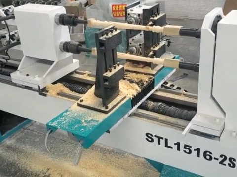 雙軸數控木工車床，配備雙主軸，適用于木工