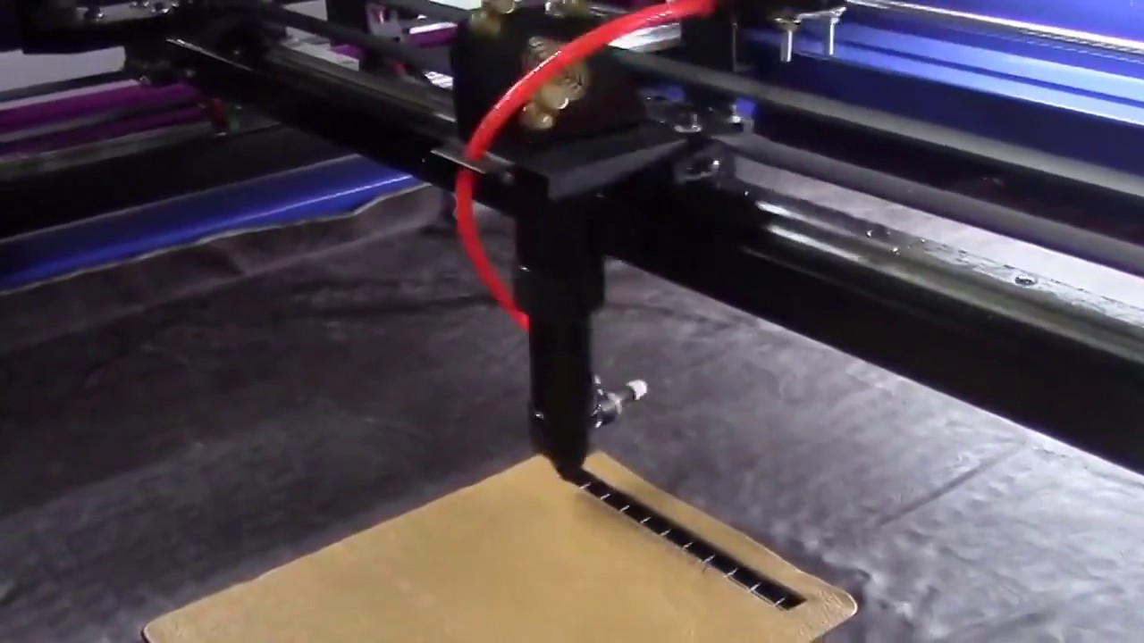 激光雕刻和切割皮革 CO2 激光設(shè)備 激光雕刻和切割皮革 CO2 激光設(shè)備