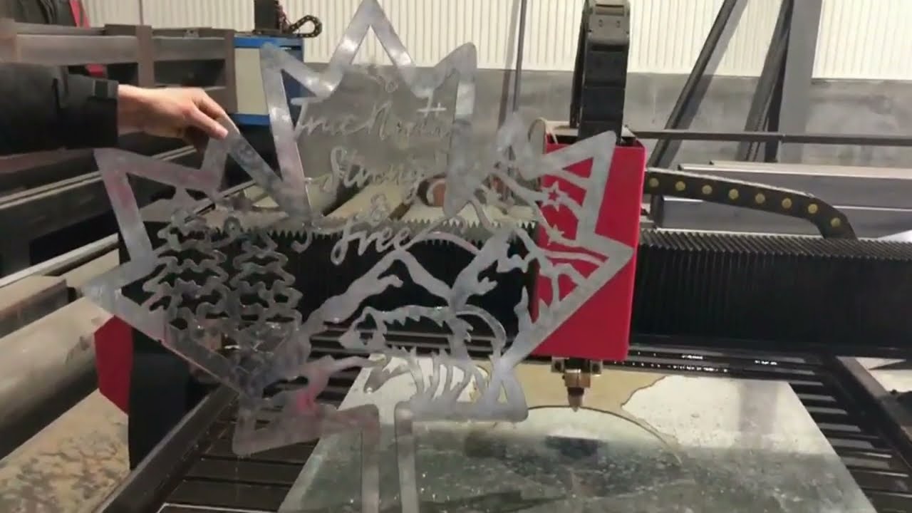 4x8 數控等離子水臺切割金屬板