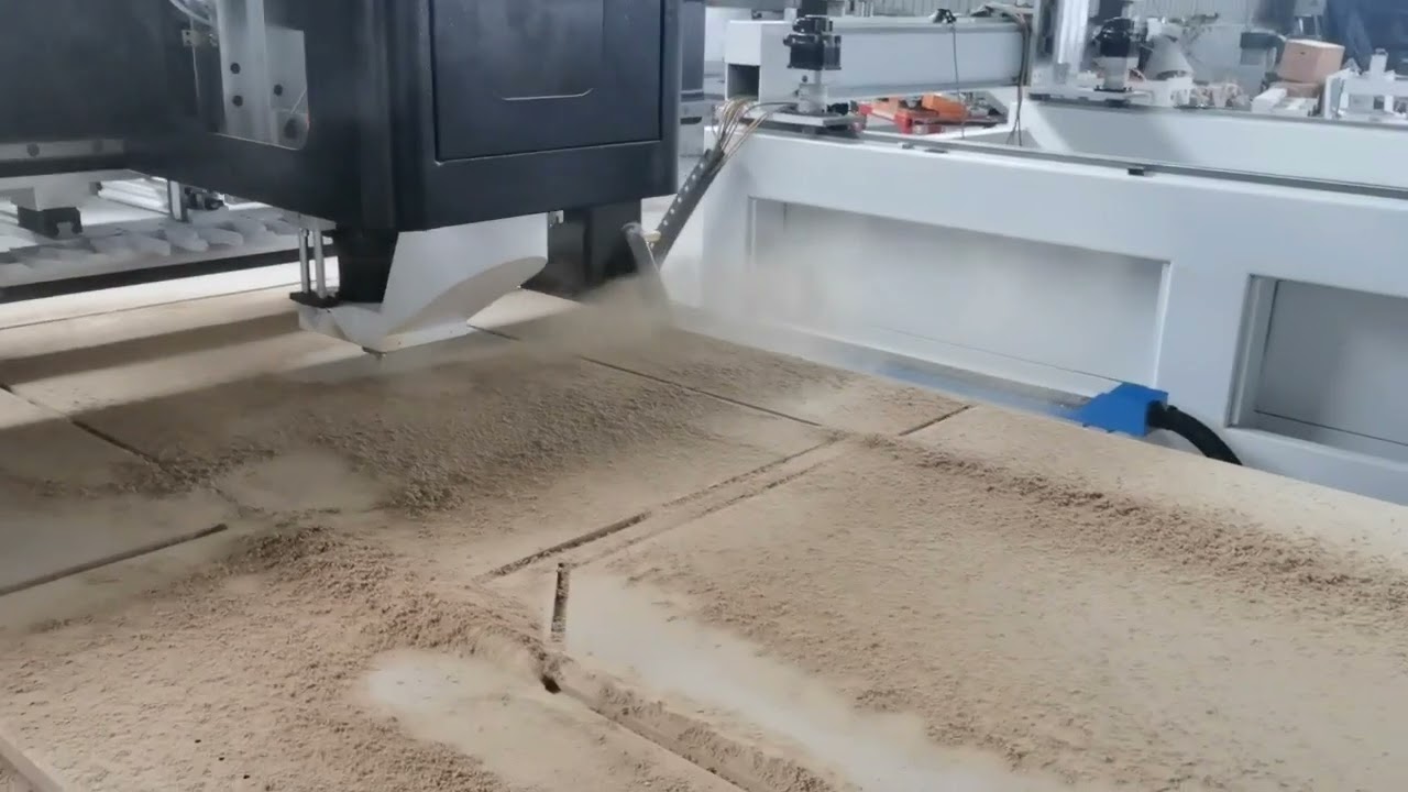 4x8 帶換刀裝置的自動換刀數控木雕機